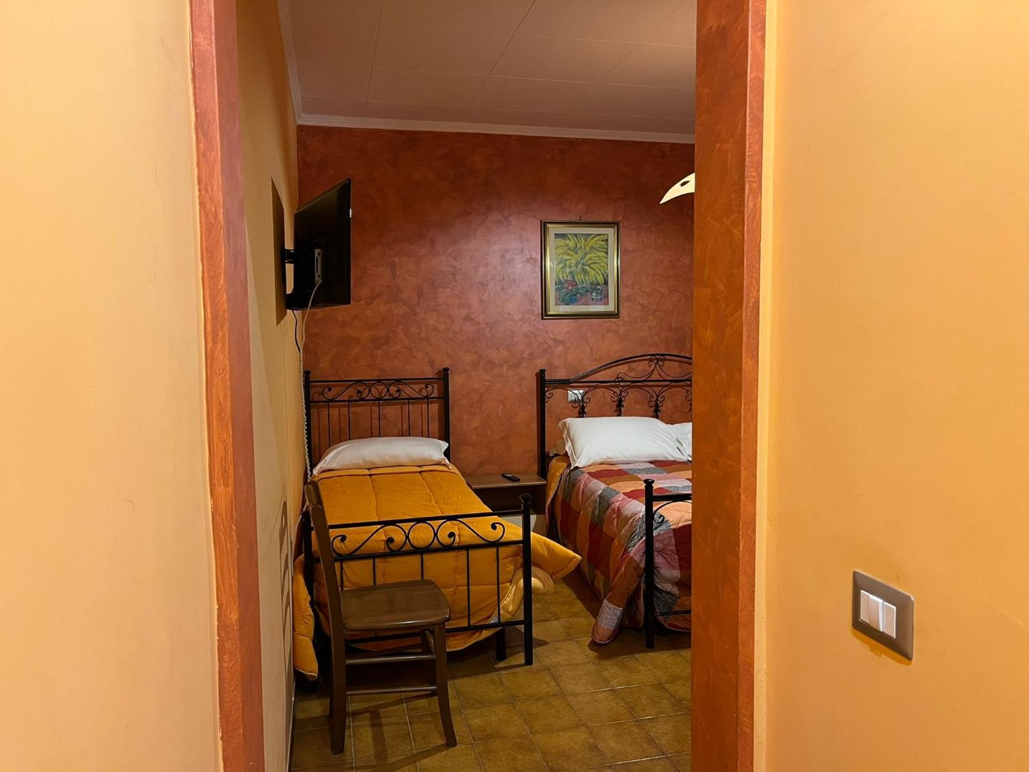 Le Ganze Bed & Breakfast เชปราโน ห้อง รูปภาพ